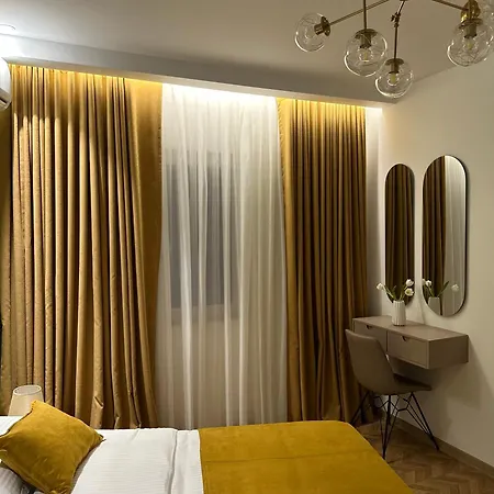 Delux Tirana