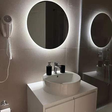 Delux Apartment *