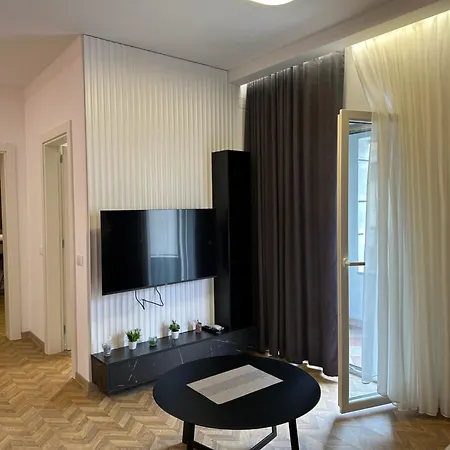 Delux Apartment *